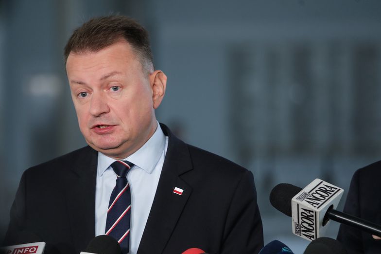 Co z wielomilionowym kredytem PiS? Mariusz Błaszczak: są nam naliczane karne odsetki