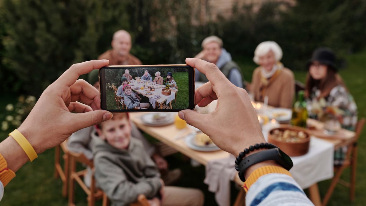 Truepic Lens zapewni prawdziwość zdjęć. Dodaje do nich certyfikat autentyczności 1