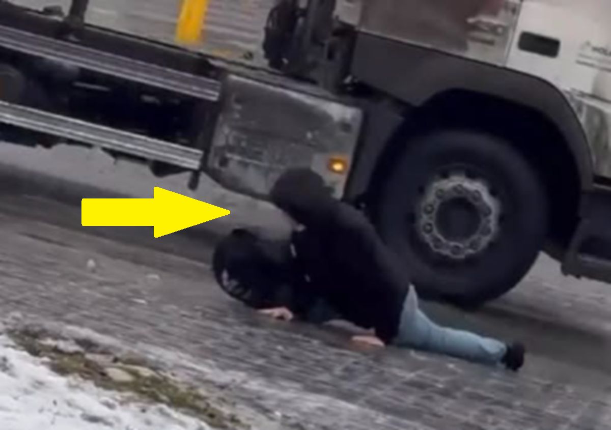 Walczył o życie na chodniku. Nagranie z Inowrocławia