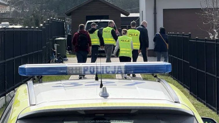 Rzucił chłopcem o ziemię. Dramat dzieci ujrzał światło dzienne