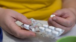 Nie każdy może brać paracetamol. Specjaliści przypominają o ważnych przeciwwskazaniach