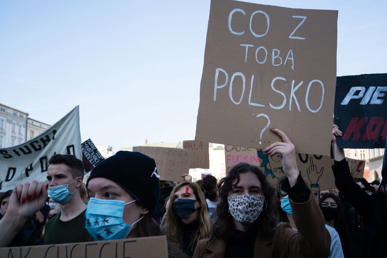 Aborcja w Polsce. Protest przeciwko zaostrzeniu prawa aborcyjnego