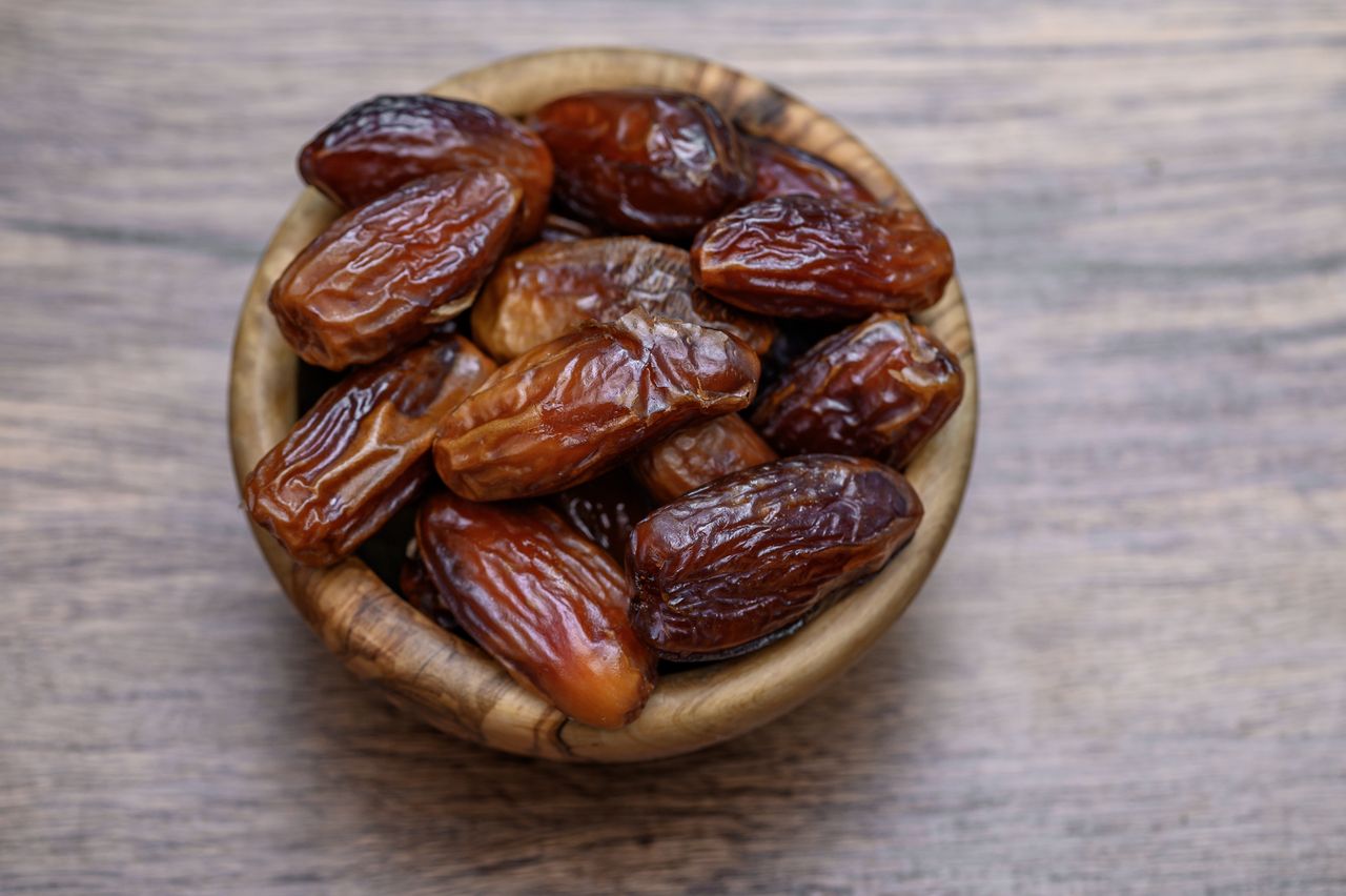 Discover how date fruits boost heart and digestive health