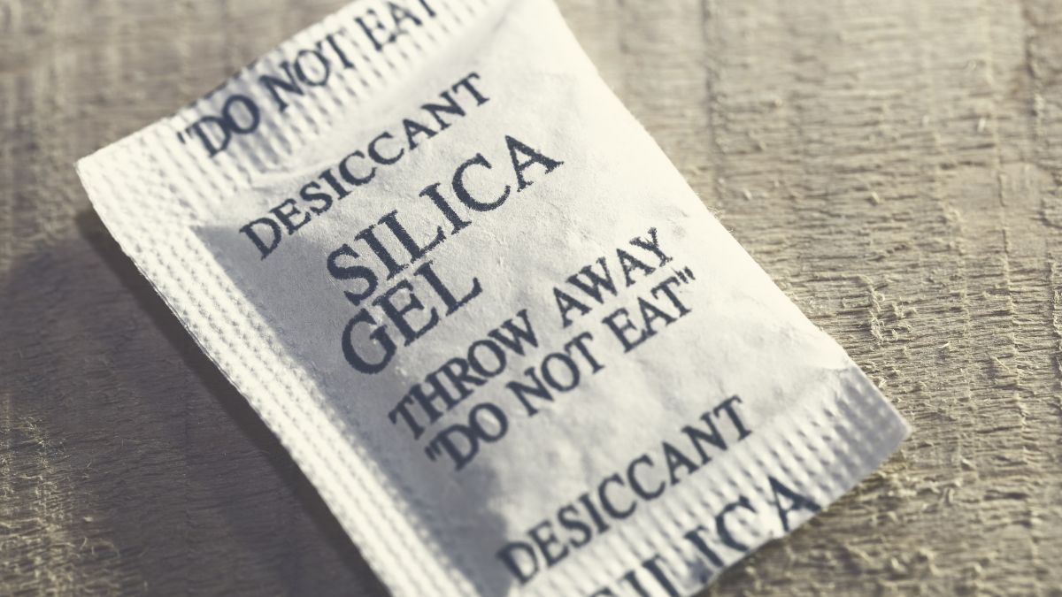 Dlaczego lepiej nie wyrzucać silica gel?