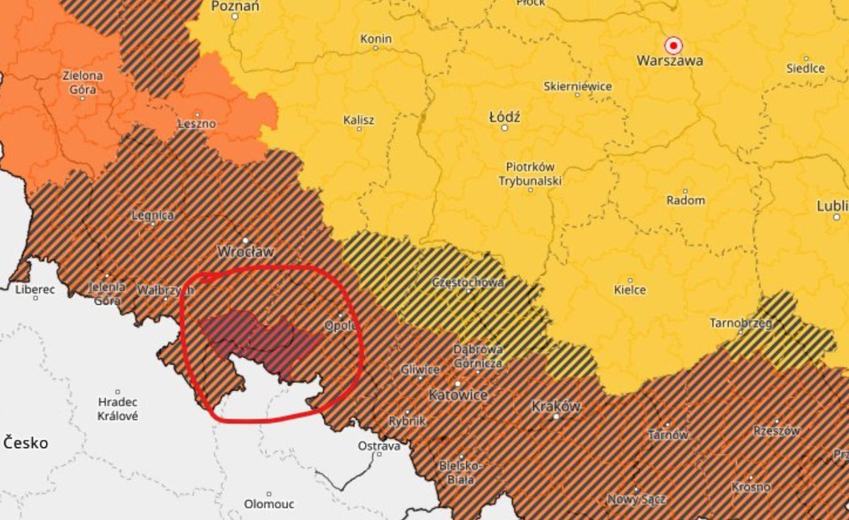 IMGW wydało alerty trzeciego stopnia  przed burzami dla dwóch powiatów na południu Polski