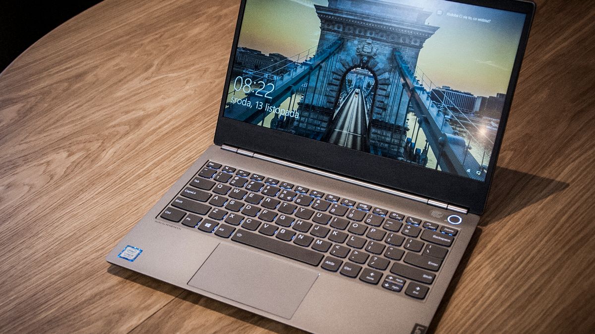 Lenovo ThinkBook 13s – laptop na home office 1