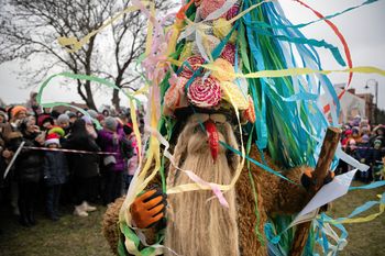 Brodacze żegnają stary rok. Ta tradycja przyciąga tłumy