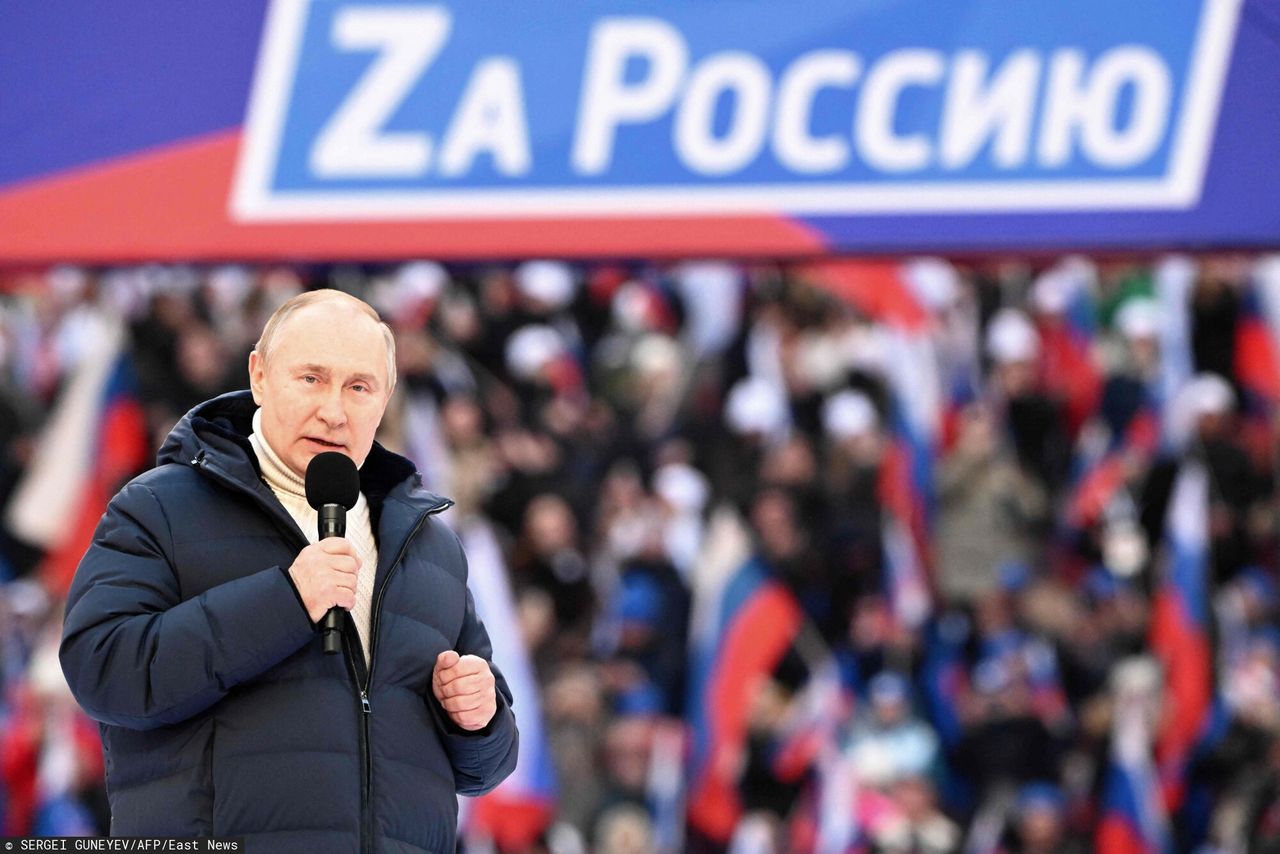 Putin na obchodach 8. rocznicy referendum na Krymie - patriotycznym wiecu na stadionie w Moskwie, 18.03.2022 r.