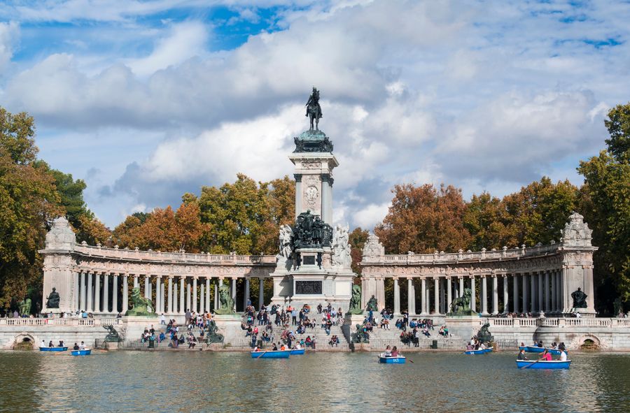 A Lake in Madrid Was Dried up and Here What was Found 