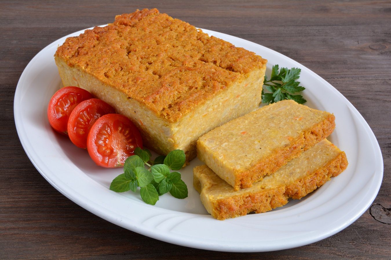 Pasztet z selera zaskakuje smakiem na Wielkanoc. Znika szybciej niż mięsny