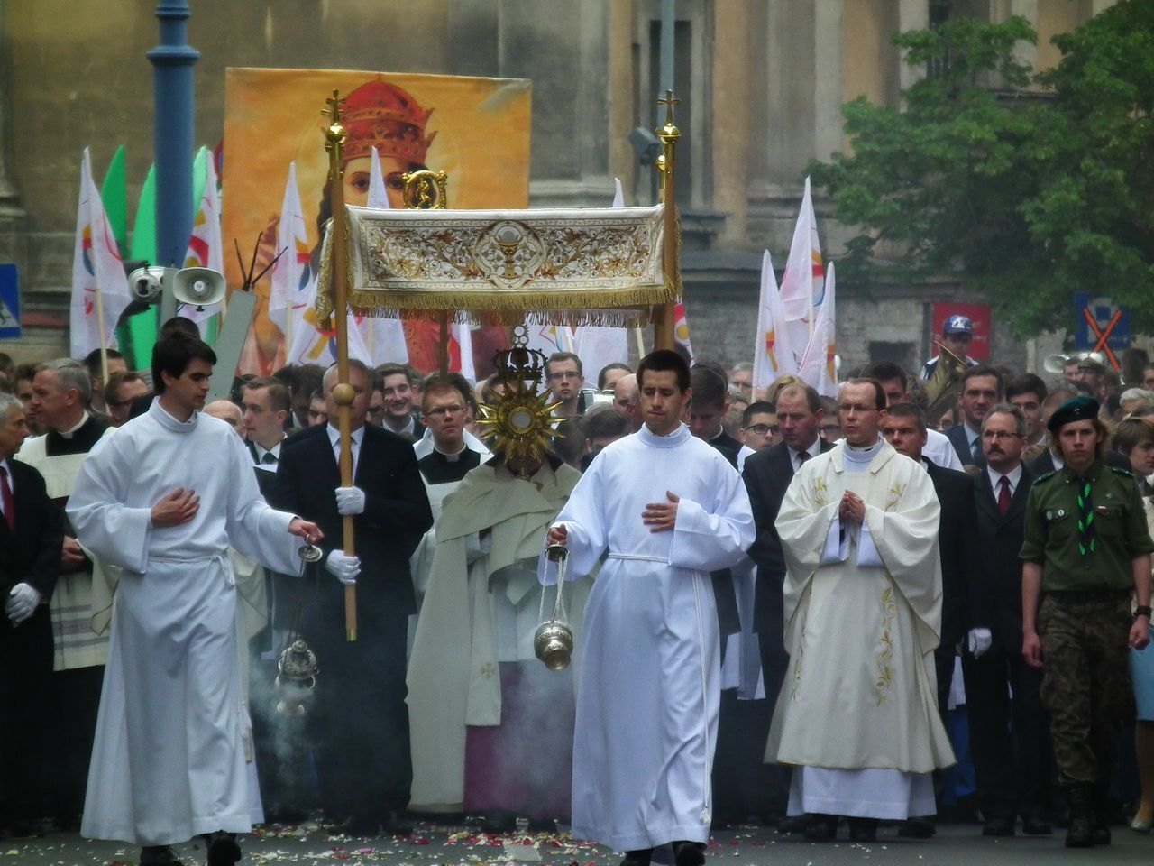 Boże Ciało w Poznaniu. Sprawdź, jakie zmiany przewiduje MPK