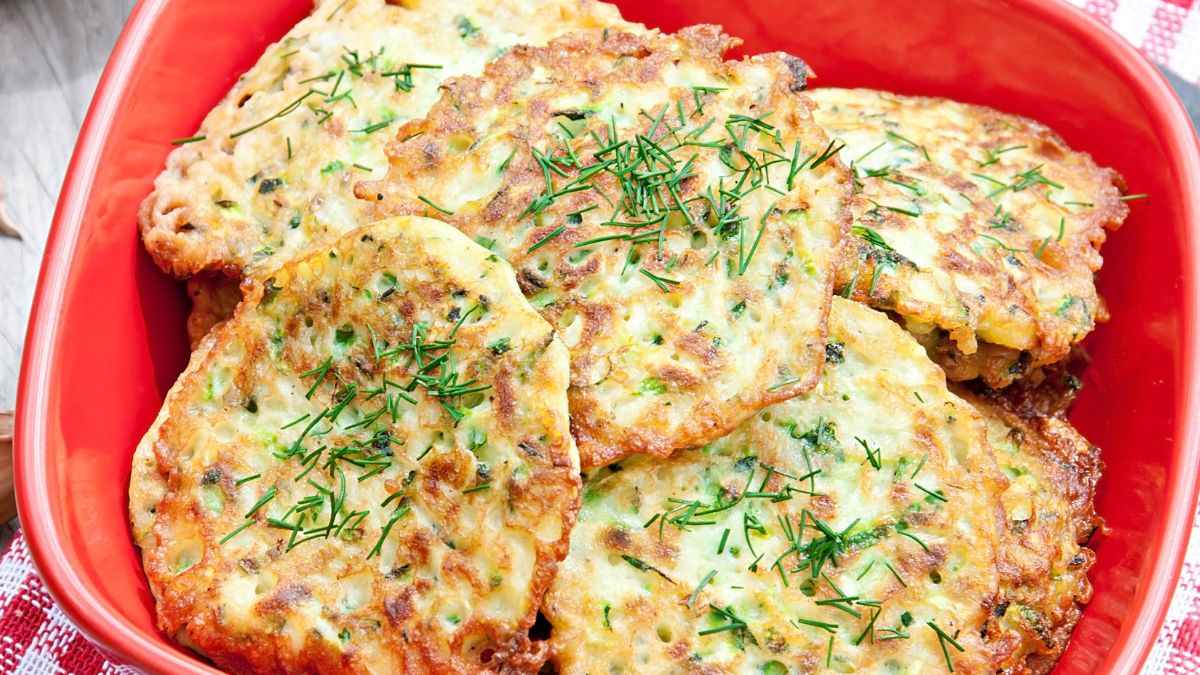 Placki ziemniaczane bez tarcia są równie smaczne i chrupiące