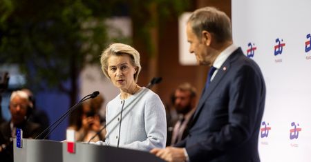 Politolog dla "Spiegla": niech Europa uczy się od Polski