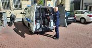 Warszawa. Wpadli, gdy przekazywali sobie narkotyki