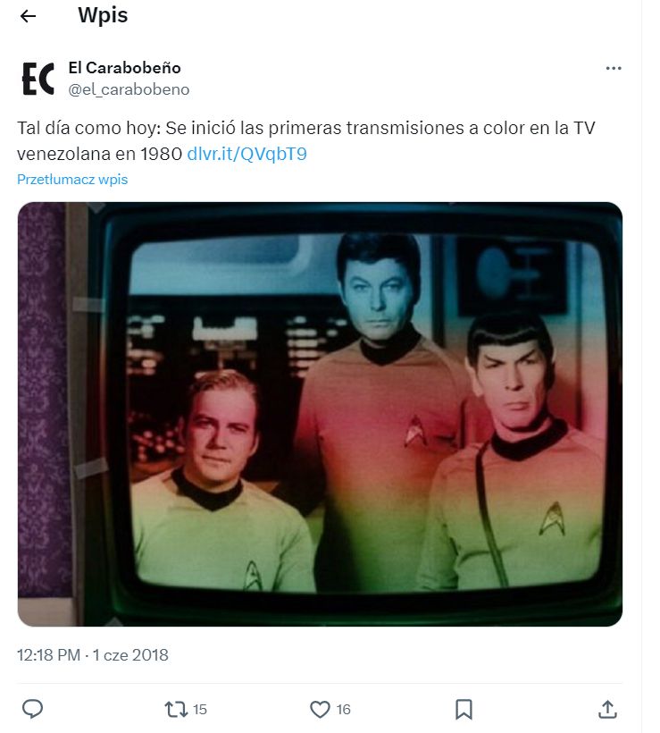 Kolorowa płytka na telewizor