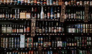 Kraków. Alkohol nocą znów bez ograniczeń, miasto zawiesza program