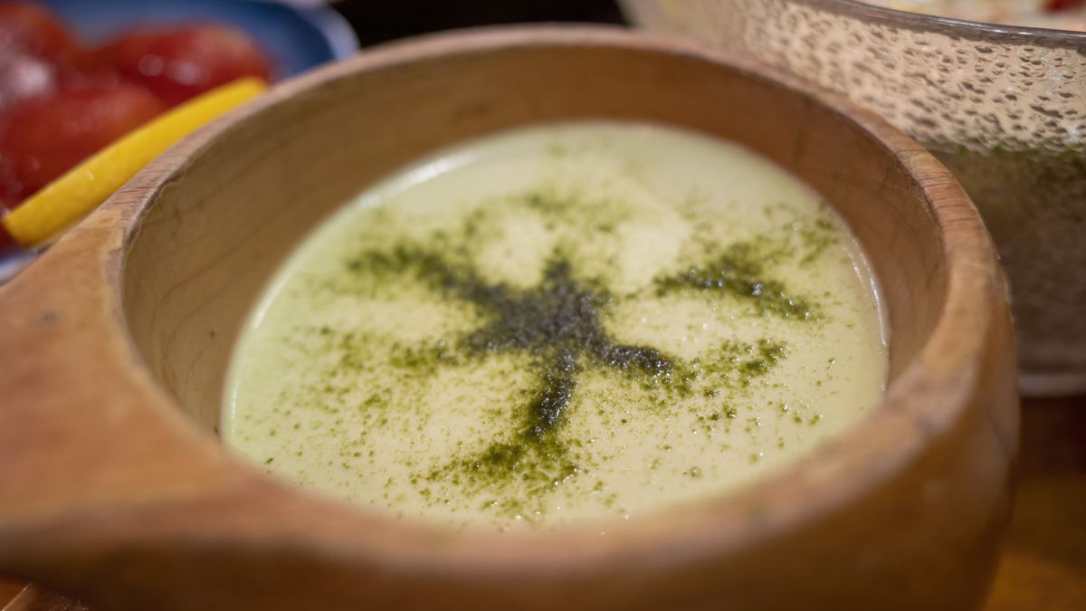 Napój oczyszczający jelita przygotujesz w domu