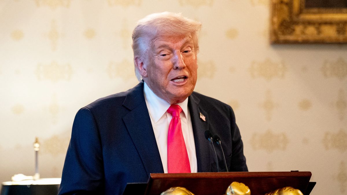 Donald Trump uważa, że szef Fed powinien odejść przed końcem kadencji