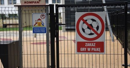 Plac zabaw we Wrocławiu. Tutaj dzieci mają się bawić po cichu