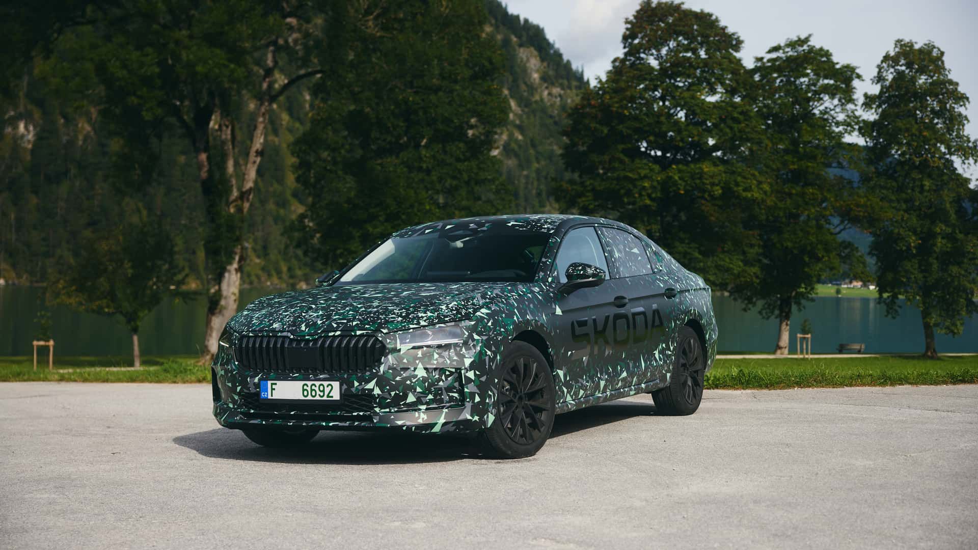 Nowa Škoda Superb