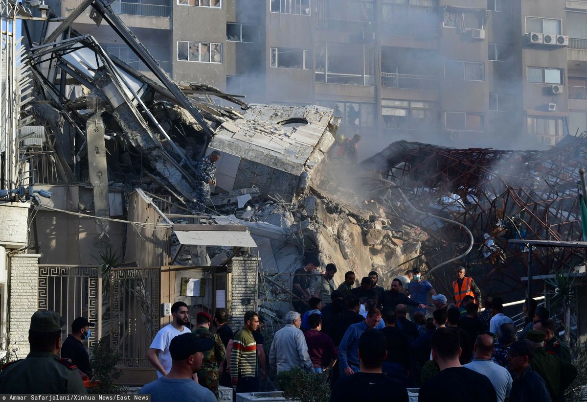 Irański konsulat w Damaszku zbombardowany przez Izrael
