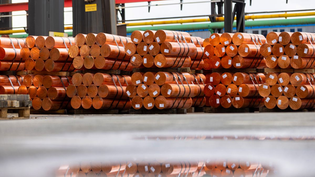 Copper rods in storage at the Aurubis AG metal refinery in Hamburg, Germany, on Wednesday, July 16, 2025. Copper retreated as London Metal Exchange inventories rose in Asia and looming import tariffs make rerouting shipments to the US too risky. Photographer: Krisztian Bocsi/Bloomberg via Getty Images