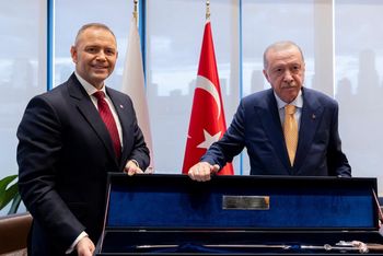 Nietypowy rewanż Nawrockiego. Prezent dla Erdoğana