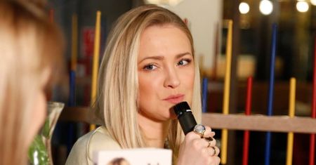 Barbara Kurdej-Szatan musiała DWA RAZY pisać maturę. Nie dlatego, że nie zdała. Powód był inny