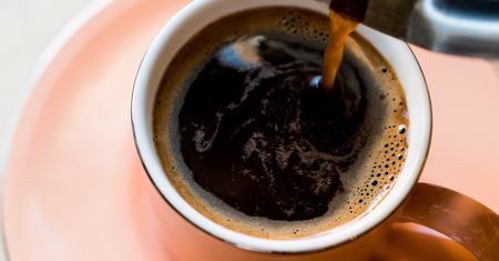 Najgorszy rodzaj kawy. Prosta droga do miażdżycy i otyłości