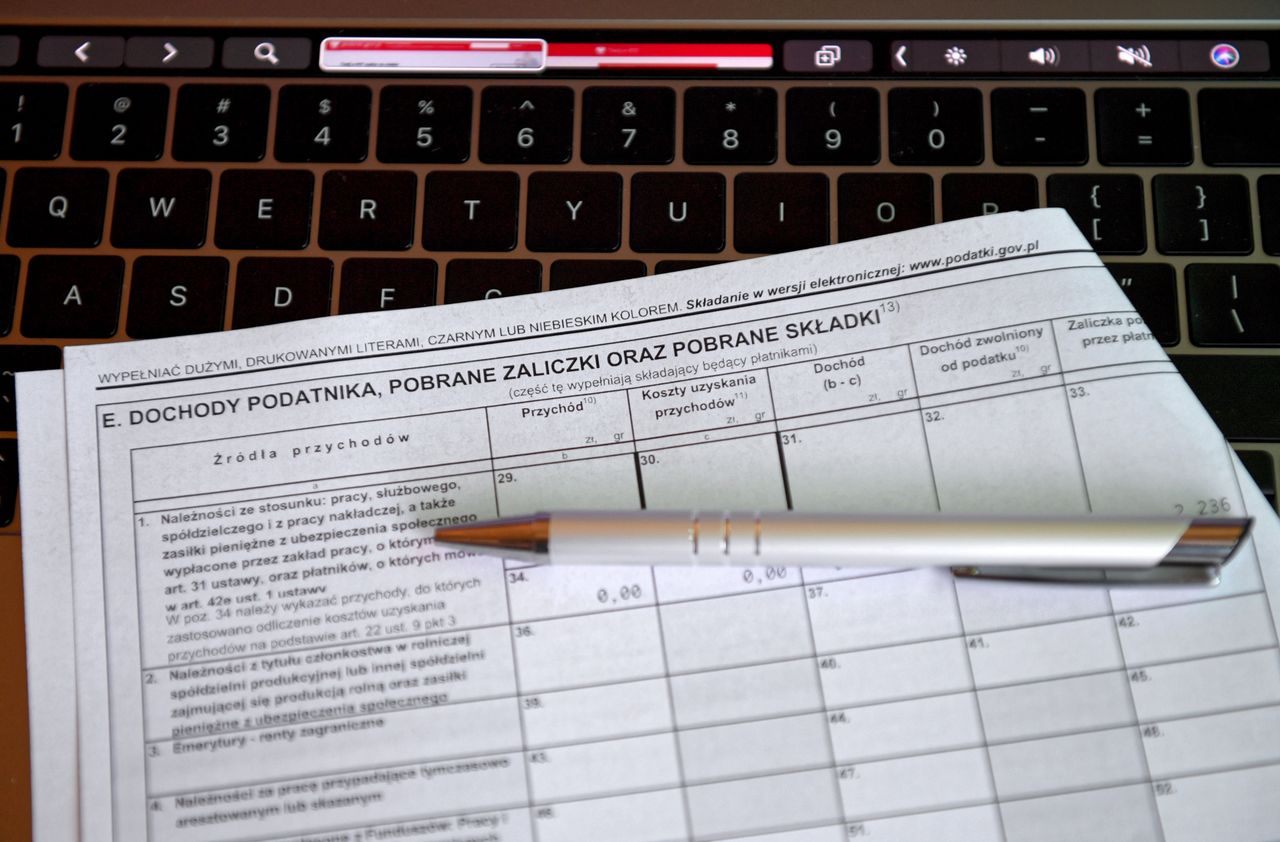 Błędy w e-PIT. Podatnikowi zginęła ulga na dziecko. "System zabrał mi 185 zł"