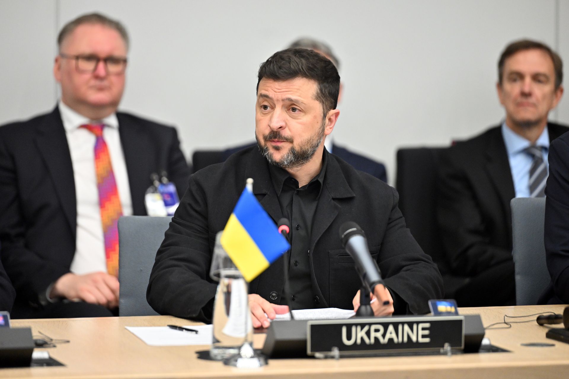 Ukraina na kroplówce: Jak pomoc międzynarodowa ratuje budżet?