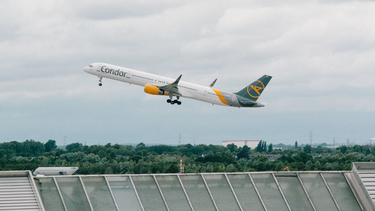 Samolot niemieckiej linii miał przymusowe lądowanie.