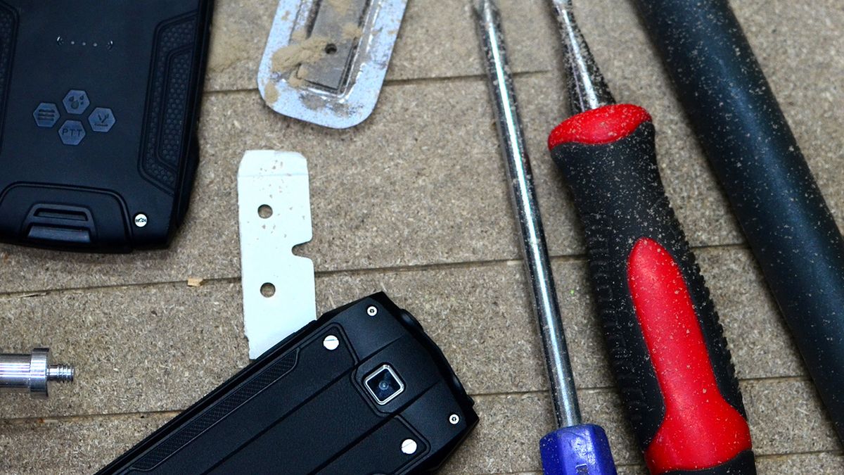 myPhone Hammer Axe M LTE - recenzja i test wytrzymałości 1