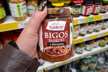 W Dino upolowałam bigos ze zdrowym mięsem. To lepsze rozwiązanie niż dodatek wieprzowiny