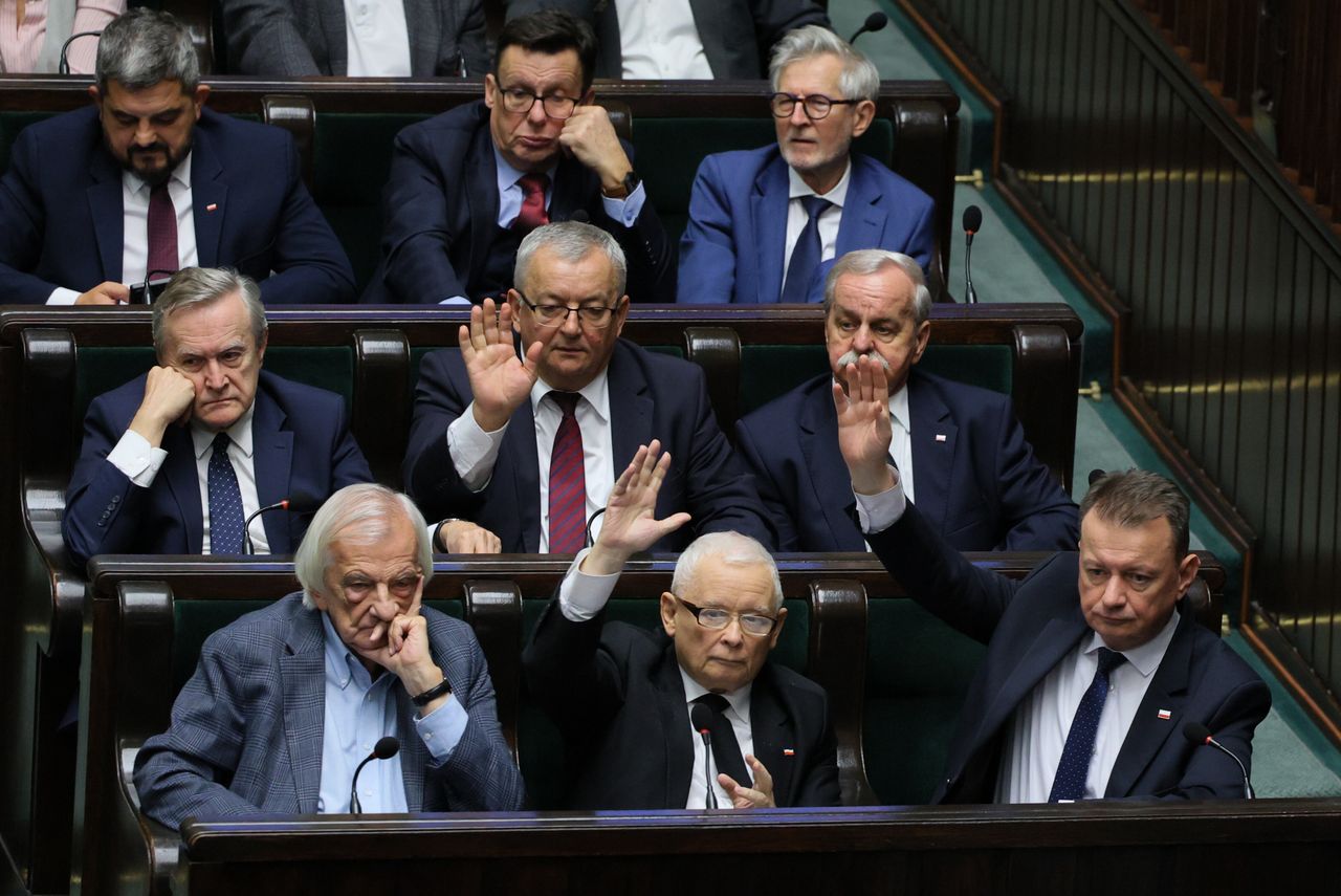 Na którą partię Polacy na pewno by nie zagłosowali? Jest sondaż