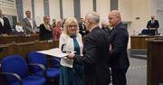 Romana Krystyna Kuffel wyróżniona - medal "Zasłużony dla Płocka" wręczony podczas sesji Rady Miasta