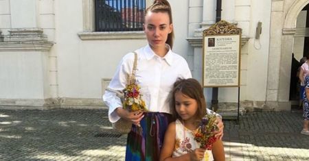 Schreiber robi dziecku śniadanie. Internauci podzieleni