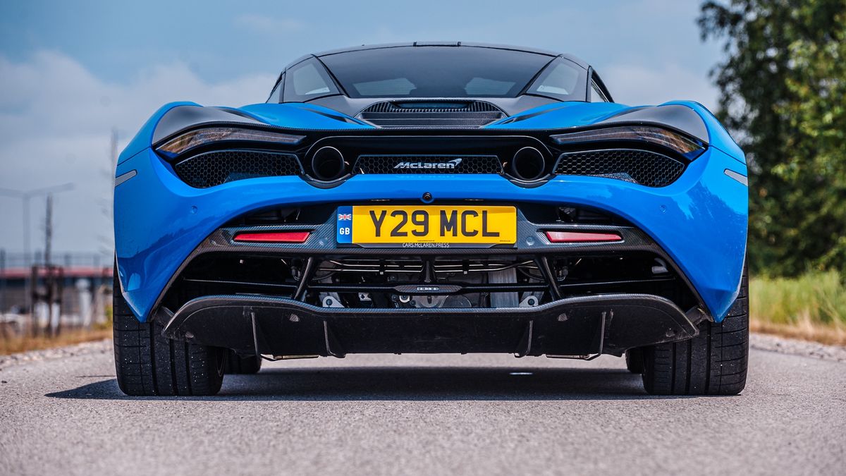 McLaren 720S (2022)