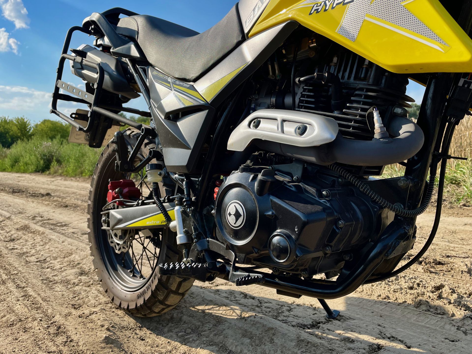 Barton Hyper 125