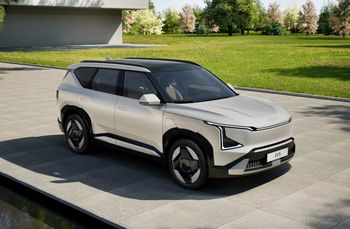 Kia EV5 wjeżdża do Europy. Na razie w okrojonym składzie