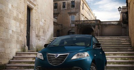 Lancia Ypsilon 30th Anniversary - wersja specjalna na urodziny modelu