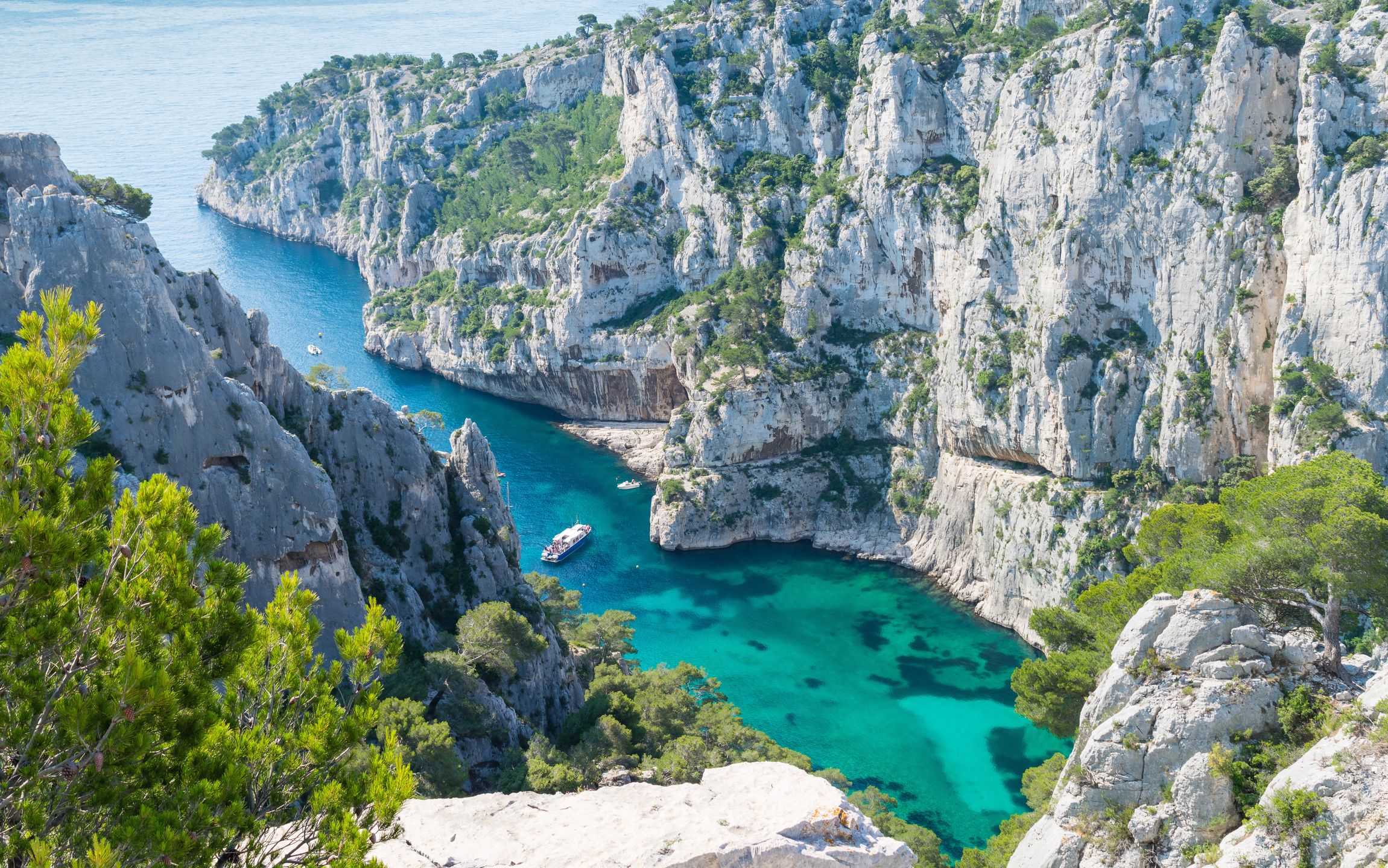 Calanques nazywane są śródziemnomorskimi fiordami