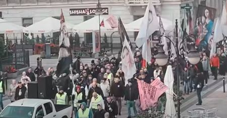 Tłumy mężczyzn na ulicach. Wojownicy Maryi spotkali się w Radomiu