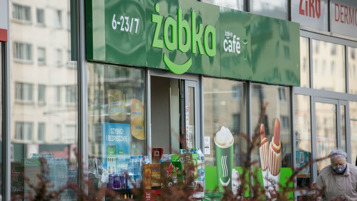 W środę Żabka pochwaliła się, że ma już 6,5 tysiąca sklepów w całym kraju.