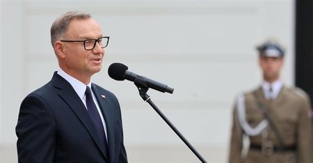 Andrzej Duda zawetował dwie ustawy. Trzecią skierował do TK