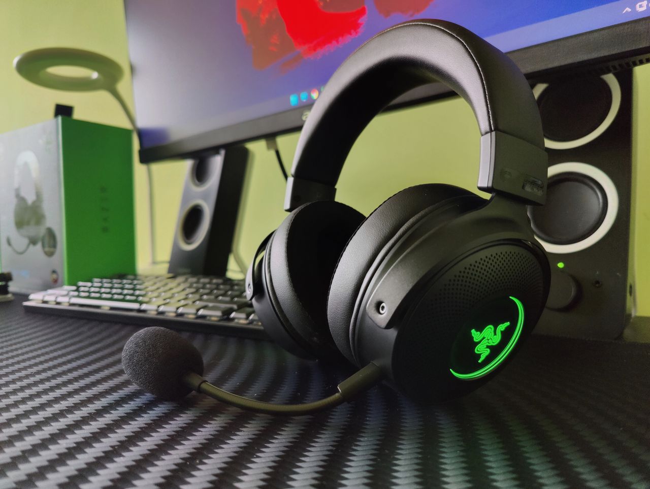 Razer Kraken V3 Pro: bezprzewodowe słuchawki z technologią haptyczną!