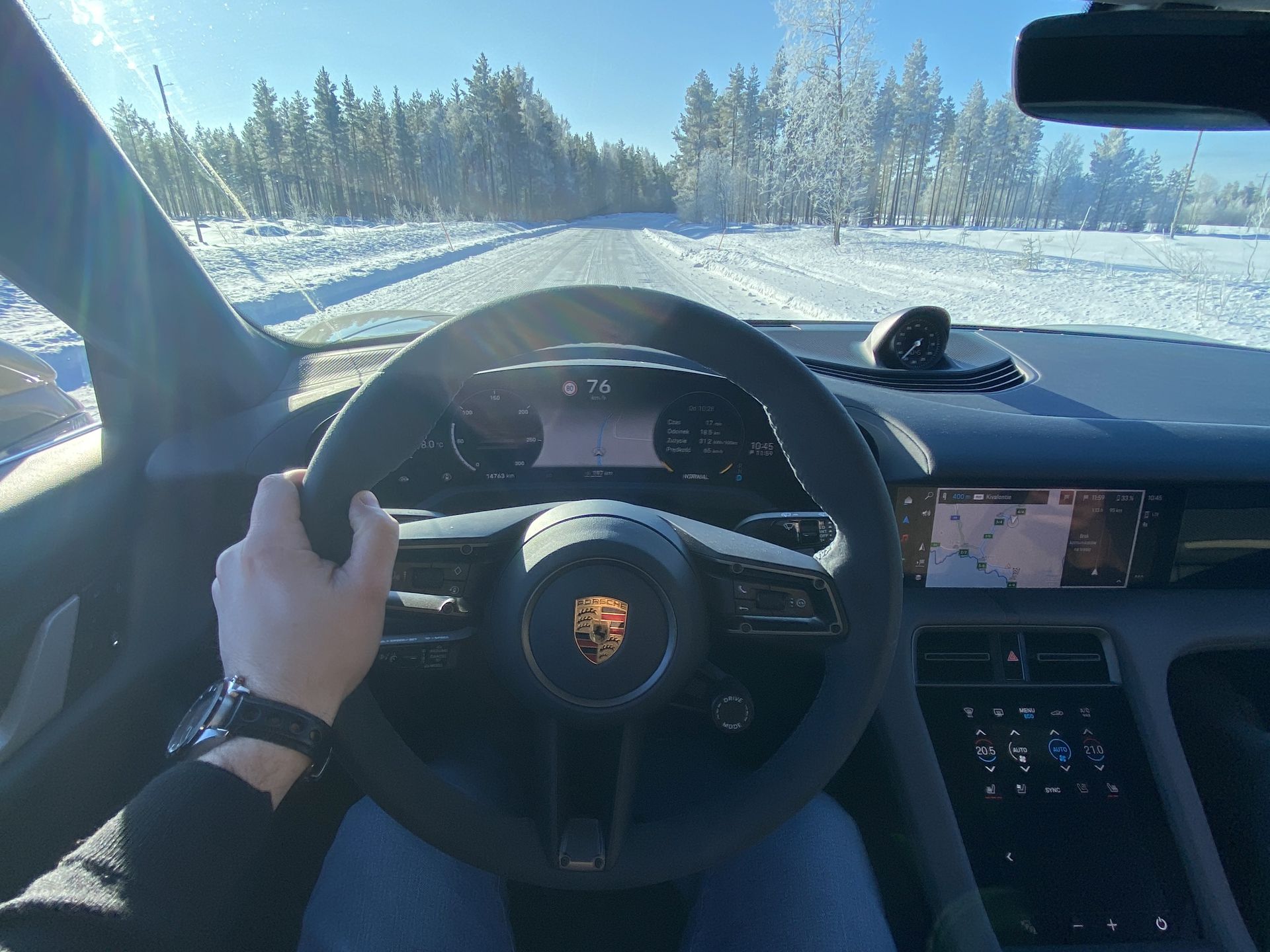 Porsche Taycan 4S Sport Turismo w Finlandii