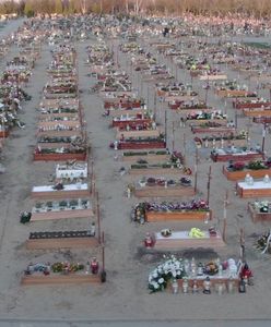 To nie Brazylia – to Polska. Przerażające zdjęcia z cmentarzy. "Brakuje trumien"