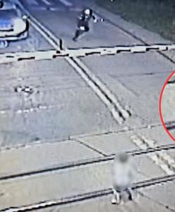 6-latek bawił się na torach kolejowych o 4:30. Wszystko nagrały kamery