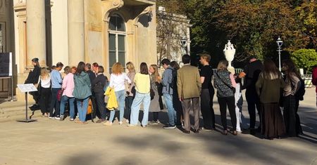 Kostiumy z filmowej "Lalki". Tłumy turystów chcą zobaczyć